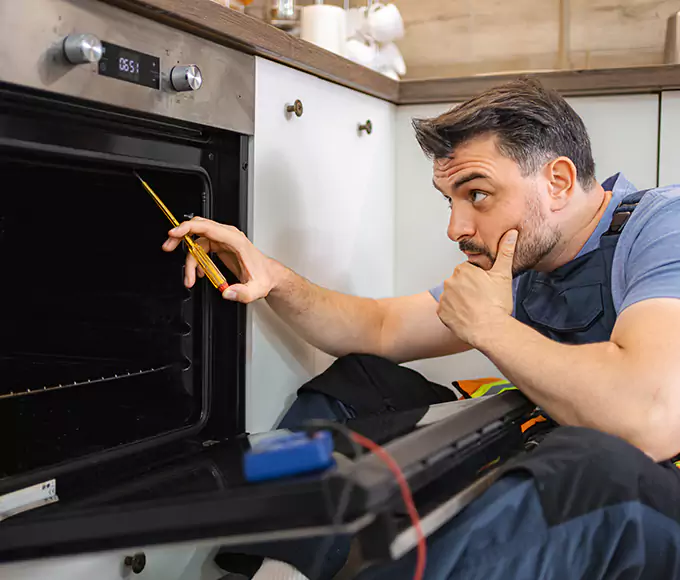 Why Encinitas Households Choose Encinitas Appliance Pro for Every Gas Oven Fix?