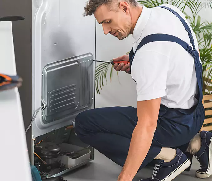 Why Encinitas, CA Homeowners Rely on Encinitas Appliance Pro for Every Mini Fridge Fix?